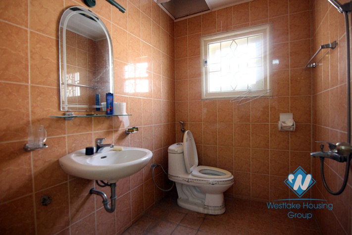02 bedrooms apartment for rent in Tay Ho , Ha Noi